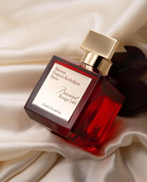 Maison Francis Kurkdjian Baccarat Rouge 540 Extrait de parfum 70ml - Image 3